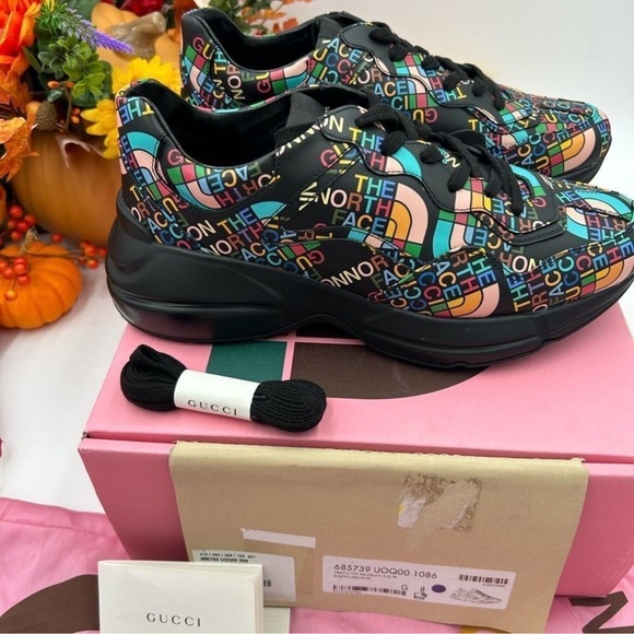 Men’s Gucci X North face low top trainers size 8, made in Italy - Picture 3 of 11